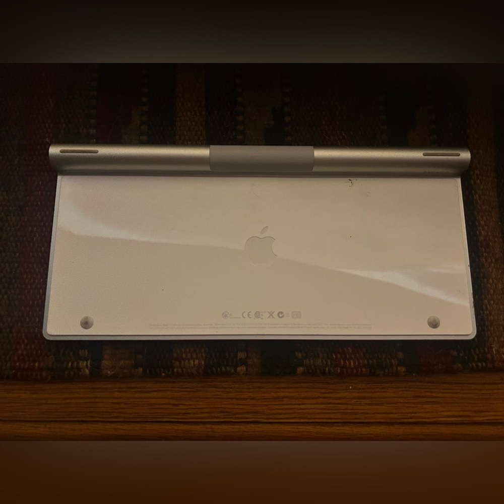 Apple wireless keyboard - Picture 3 of 3